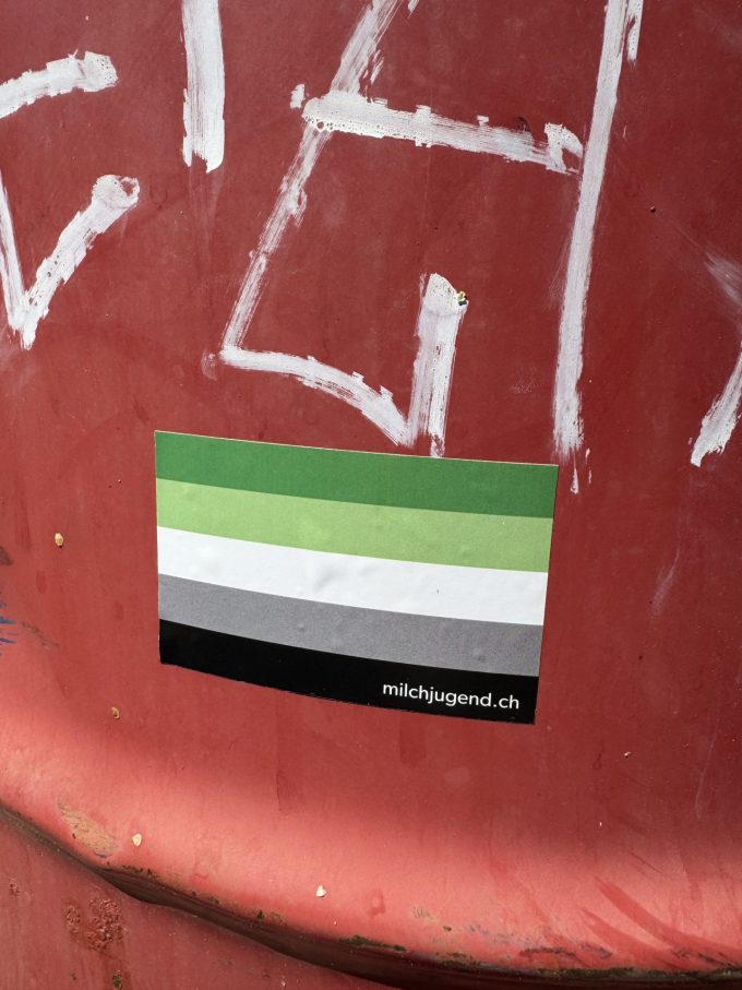 Flagge mit den aromantischen Farben als Sticker